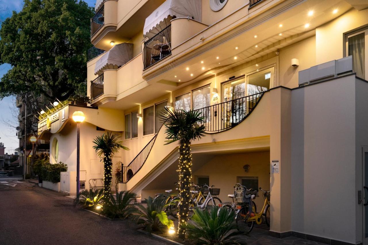 רימיני Residence Queen מראה חיצוני תמונה